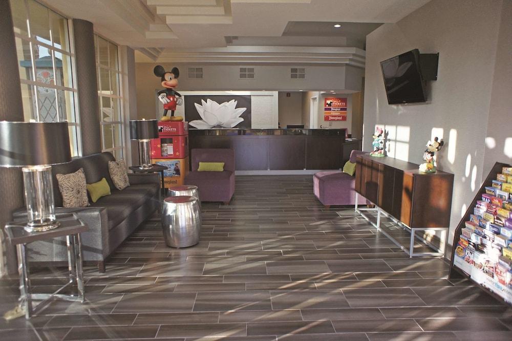 La Quinta By Wyndham Anaheim Hotell Exteriör bild