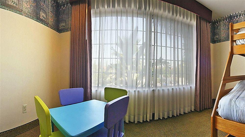 La Quinta By Wyndham Anaheim Hotell Exteriör bild