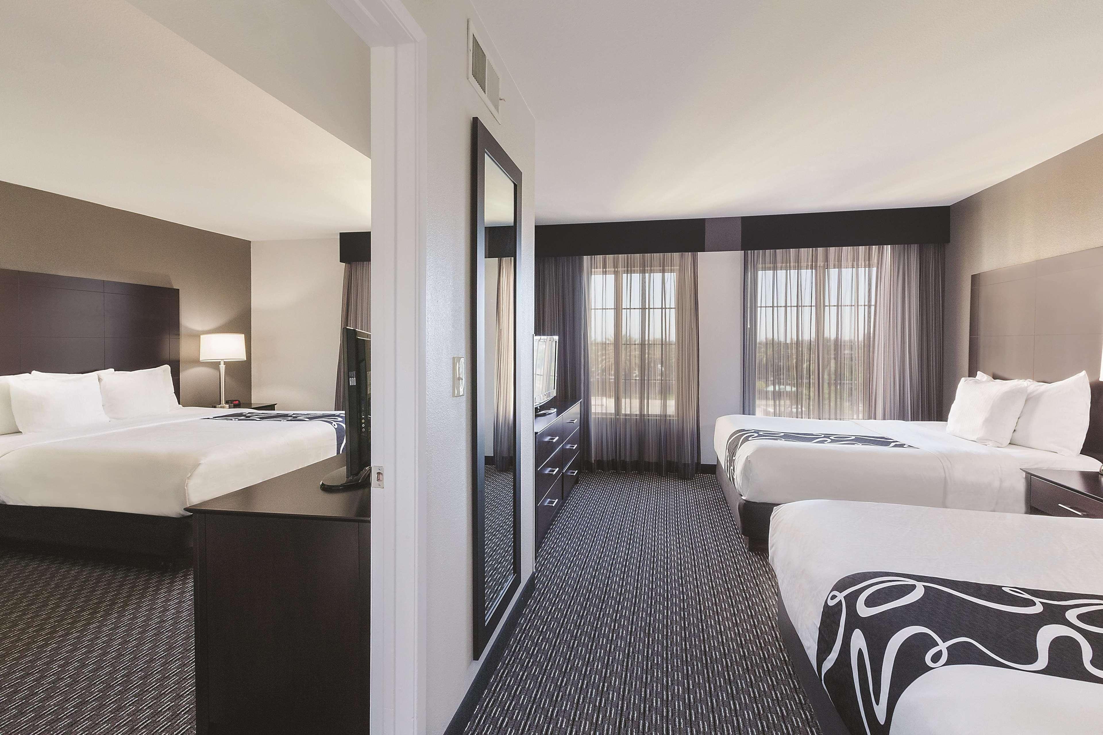 La Quinta By Wyndham Anaheim Hotell Exteriör bild