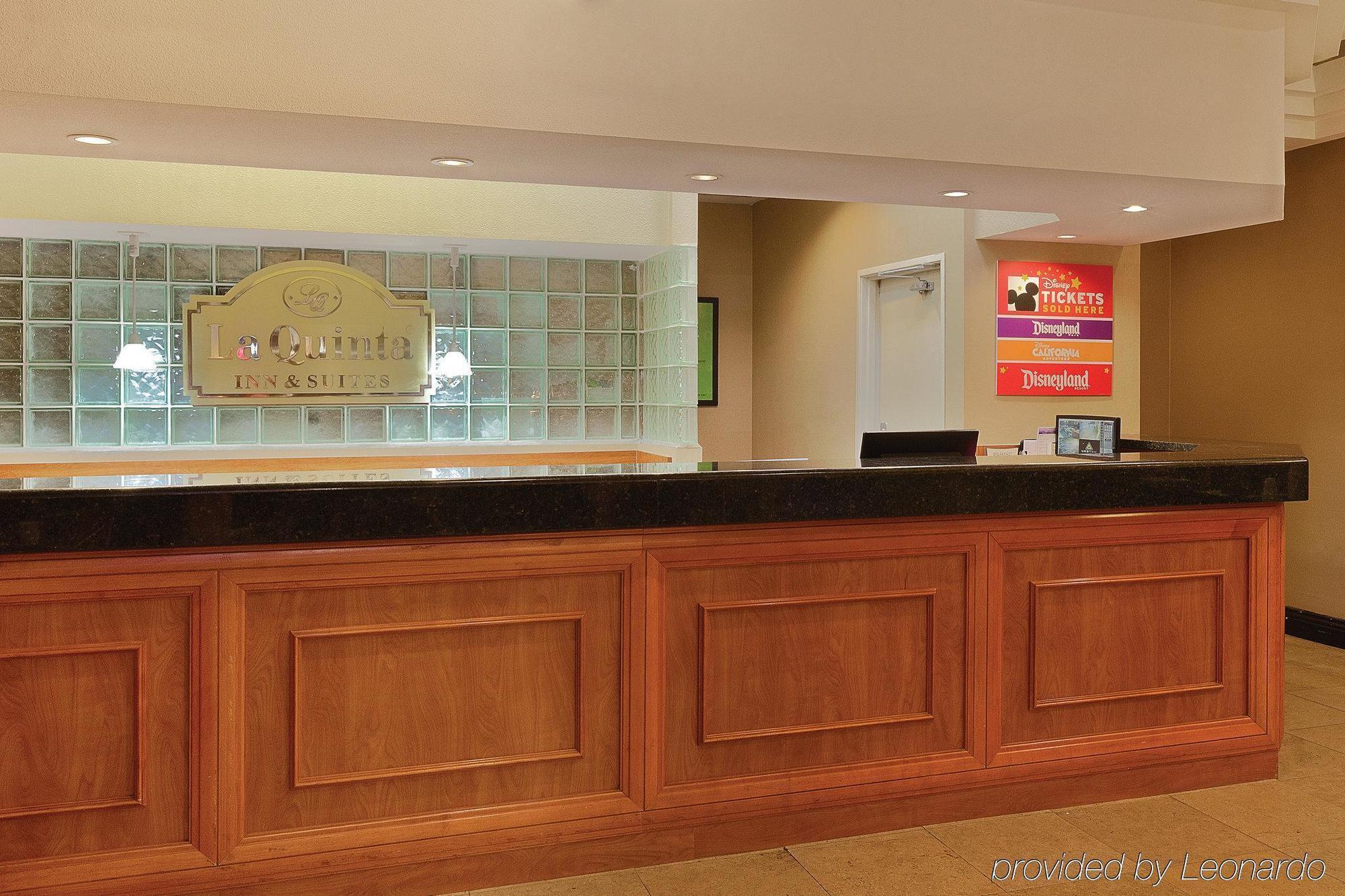La Quinta By Wyndham Anaheim Hotell Exteriör bild