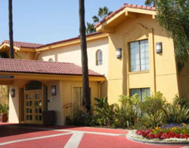 La Quinta By Wyndham Anaheim Hotell Exteriör bild